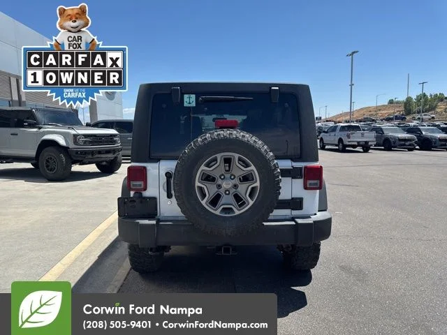 Used 2015 White Jeep Unlimited Rubicon image 7