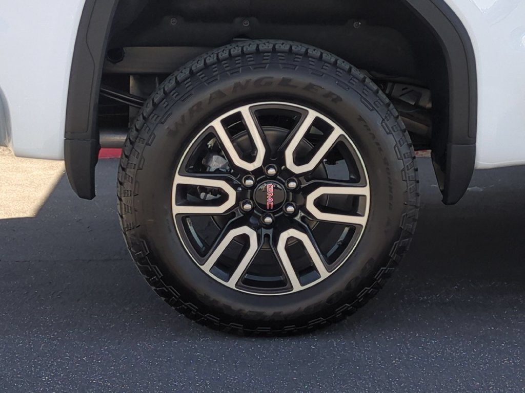 2026 GMC Sierra 1500 AT4 - Photo 35