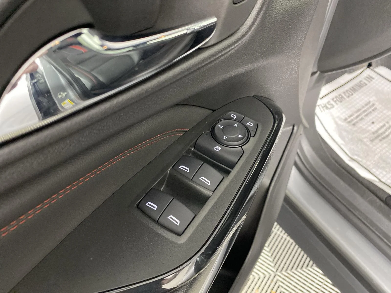 Used 2025 Sterling Gray Metallic Chevrolet 2RS image 19