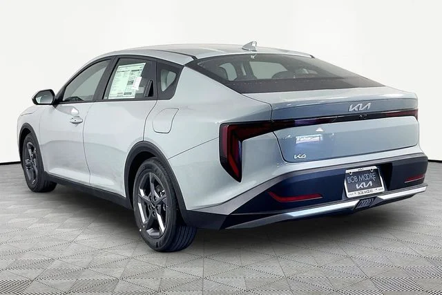 New 2026 Gray Kia LXS image 4