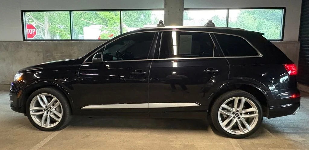Used 2018 Orca Black Metallic Audi 3.0T Prestige image 2