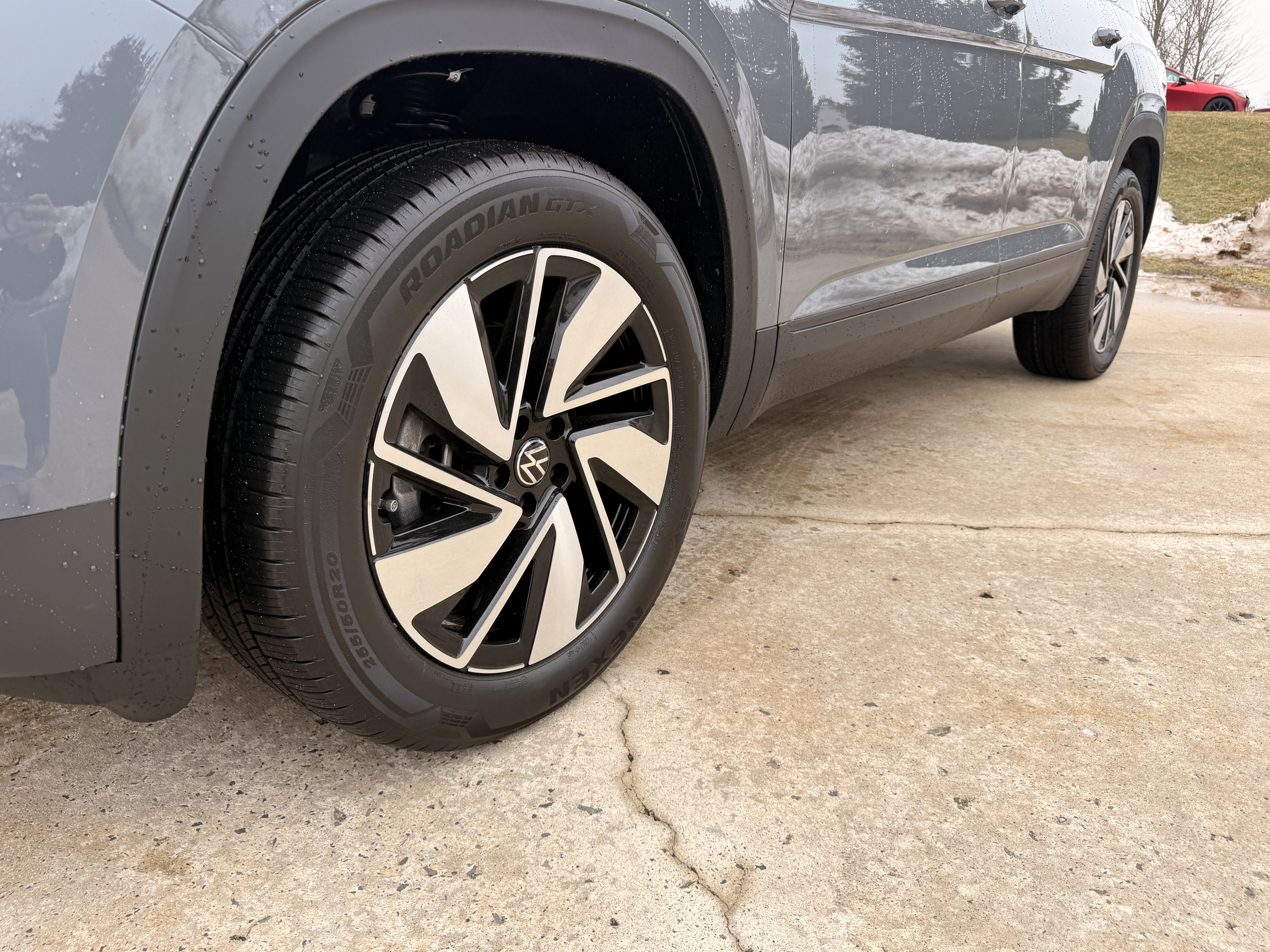 2026 Volkswagen Atlas SE w/Tech - Photo 18