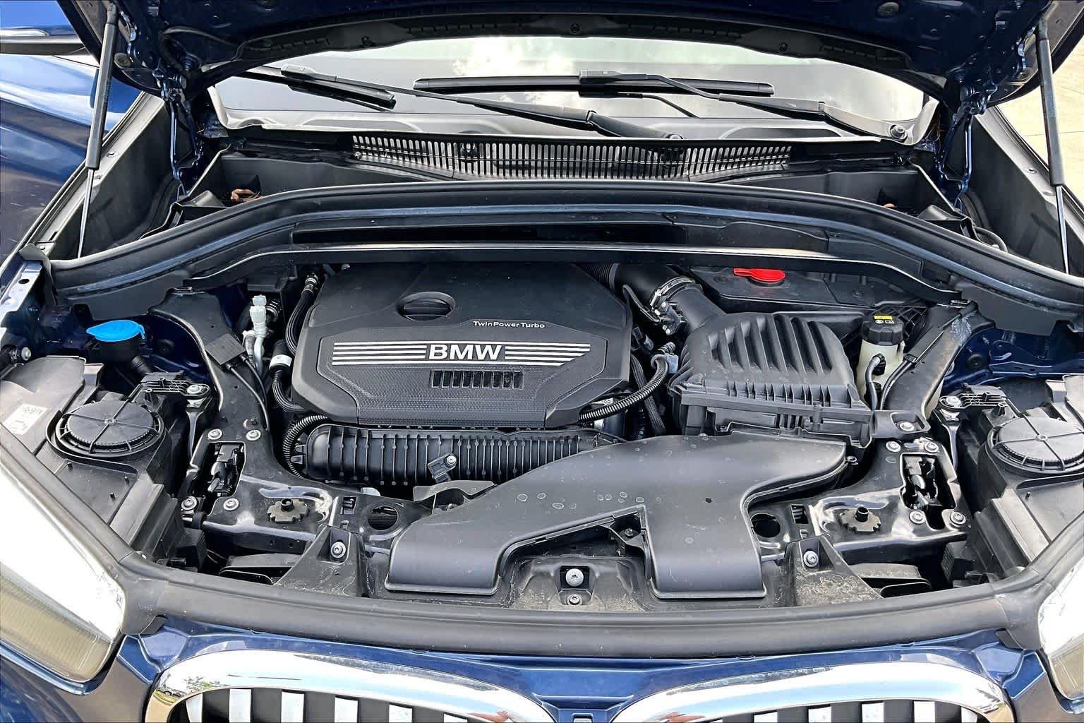 Used 2021 Phytonic Blue Metallic BMW sDrive28i image 30