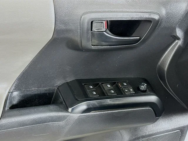 Pre-Owned 2022 Toyota Tacoma SR