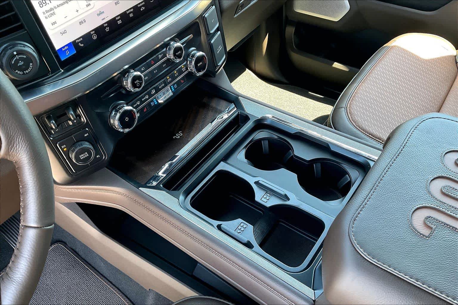New 2026 Star White Metallic Tri-Coat Ford F-250® King Ranch® image 7