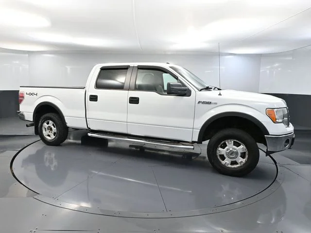 Used 2014 White Ford XLT image 3