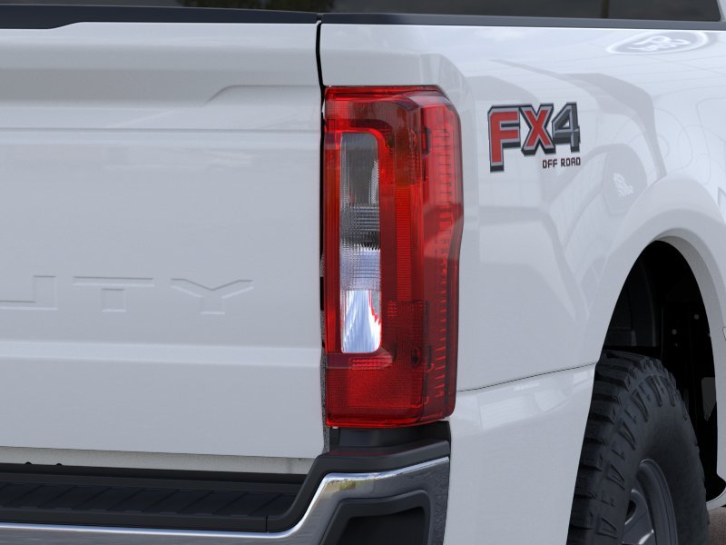 New 2026 Oxford White Ford F-350® XL image 21