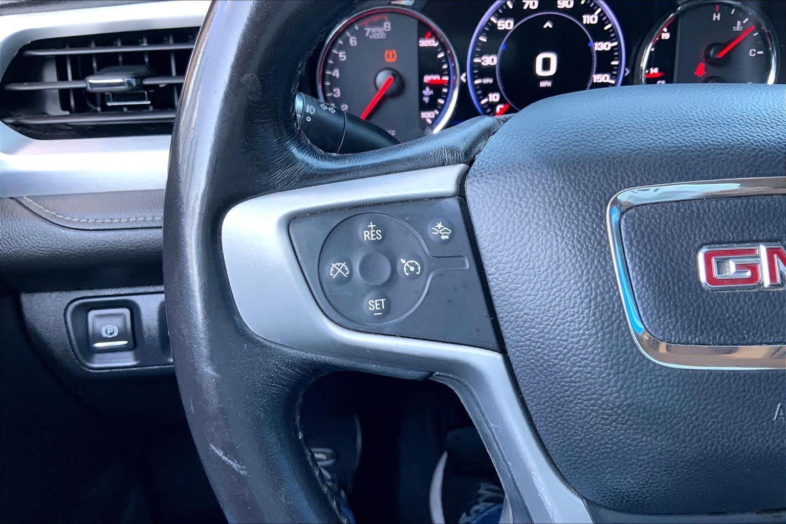 Used 2020 Dark Sky Metallic GMC SLT image 24