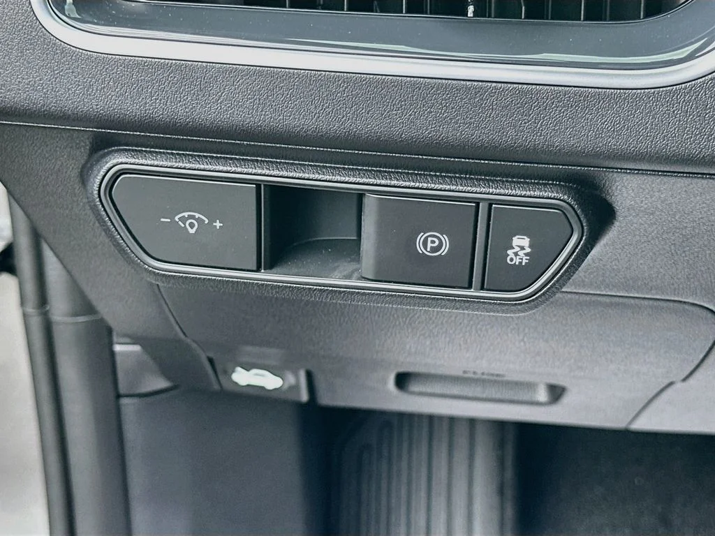 New 2026 Steel Gray Kia GT-Line image 10