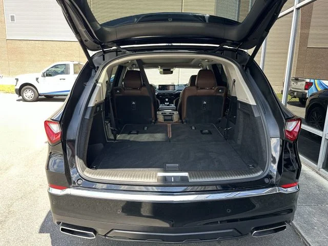 Used 2022 Black Acura Advance image 25