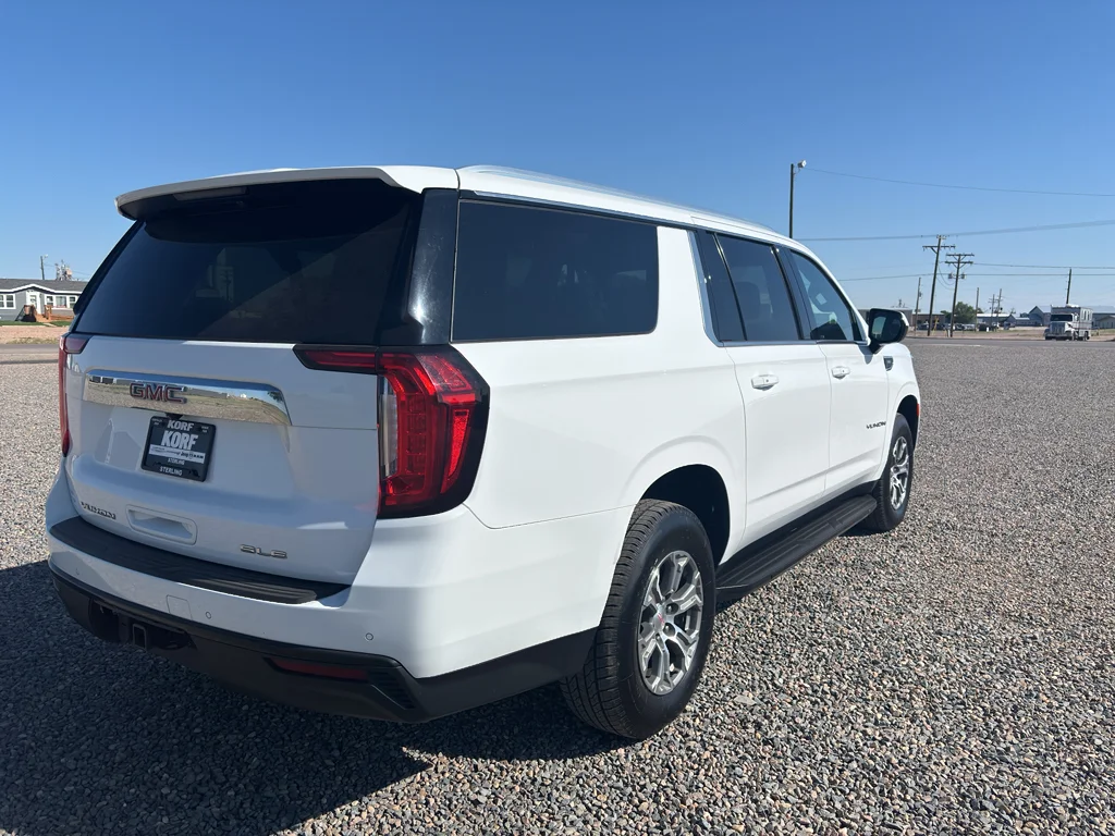 Used 2021 Summit White GMC SLE image 5
