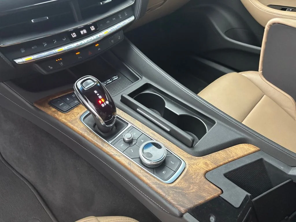Used 2022 White Cadillac Premium Luxury image 26