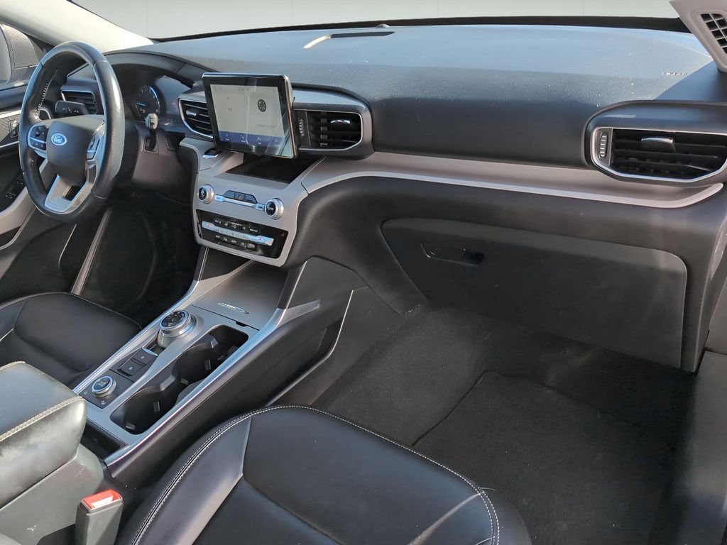 Used 2023 Oxford White Ford XLT image 34