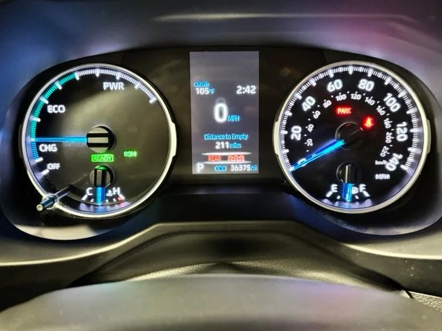 Used 2022  Toyota XLE image 14