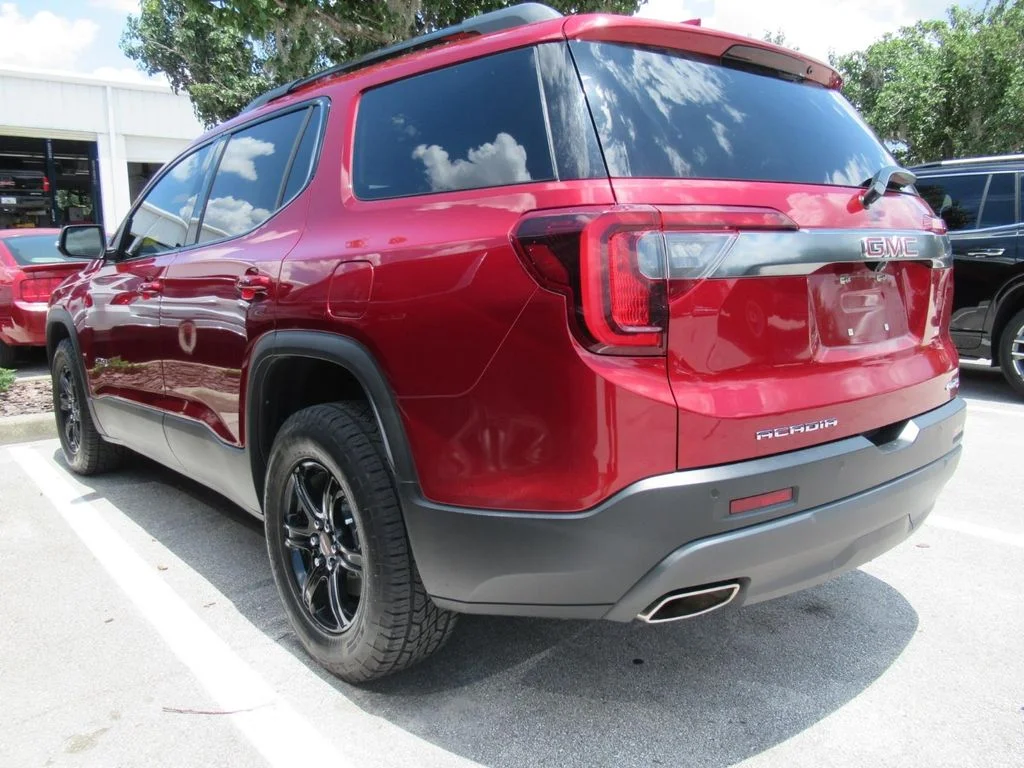 Used 2023 Red GMC AT4 image 3