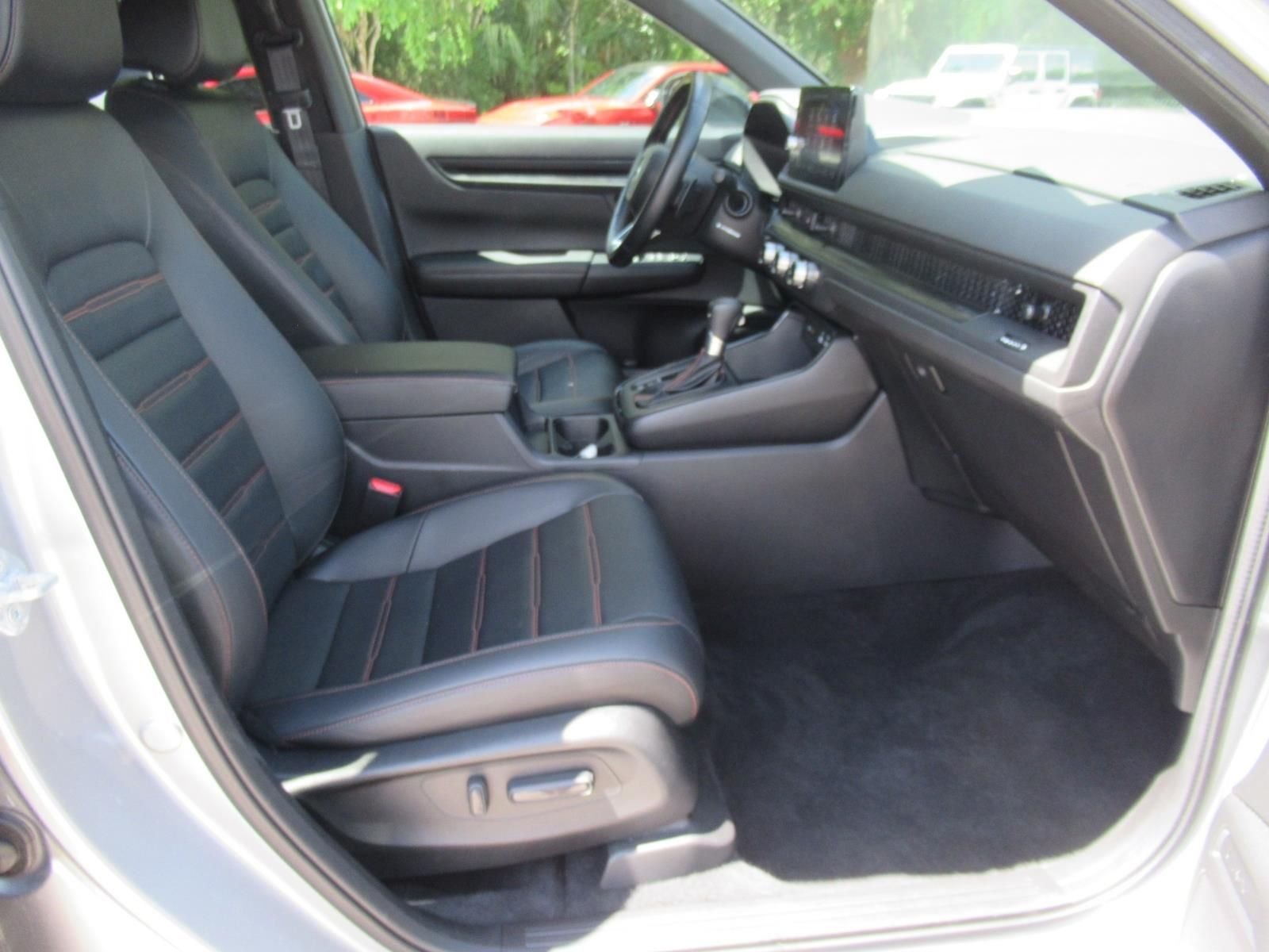 Used 2025 Silver Honda Sport-L image 10