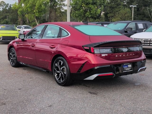 Certified Used 2025 Red Hyundai SEL image 7