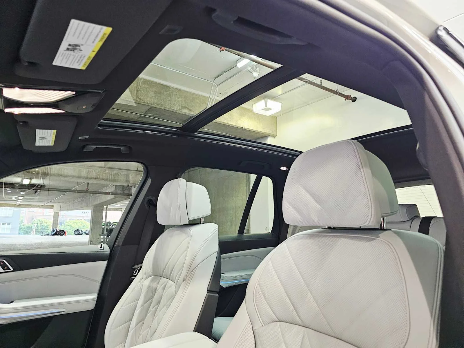 New 2026 Alpine White BMW xDrive50e image 24