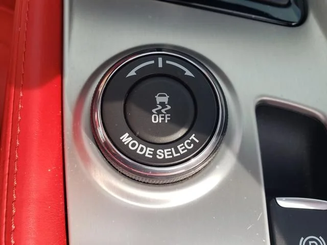 Used 2014 Red Chevrolet Z51 image 18