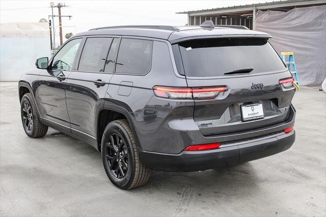 New 2026 Baltic Gray Metallic Clear-Coat Exterior Paint Jeep Laredo image 7