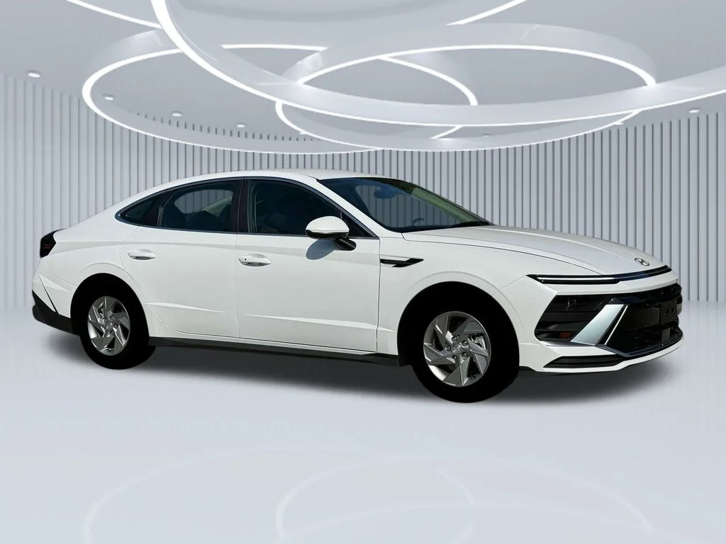 2025 Hyundai Sonata SE - Photo 29