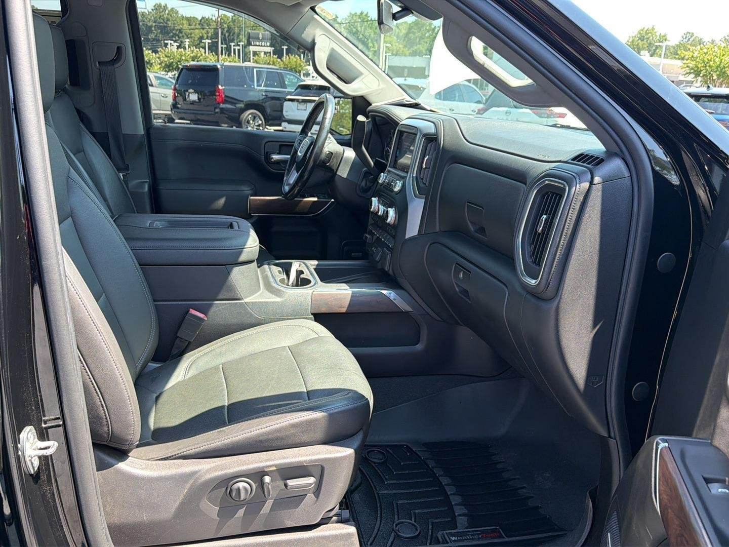 Used 2019 Onyx Black GMC SLT image 13