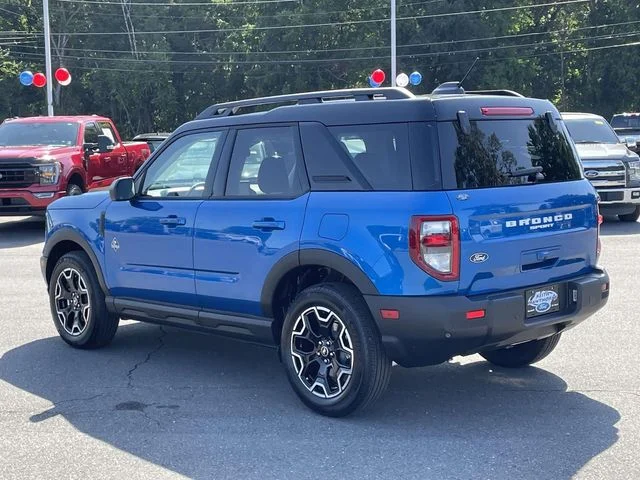 New 2026 Velocity Blue Metallic Ford Outer Banks® image 4