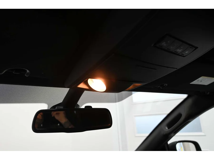 Used 2020 RED Dodge SXT Mobility Handicap Van image 30