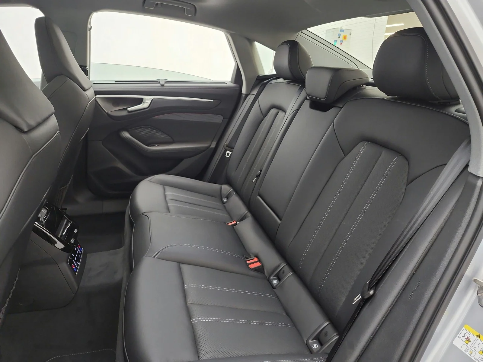 2026 Audi A6 Premium Plus - Photo 10