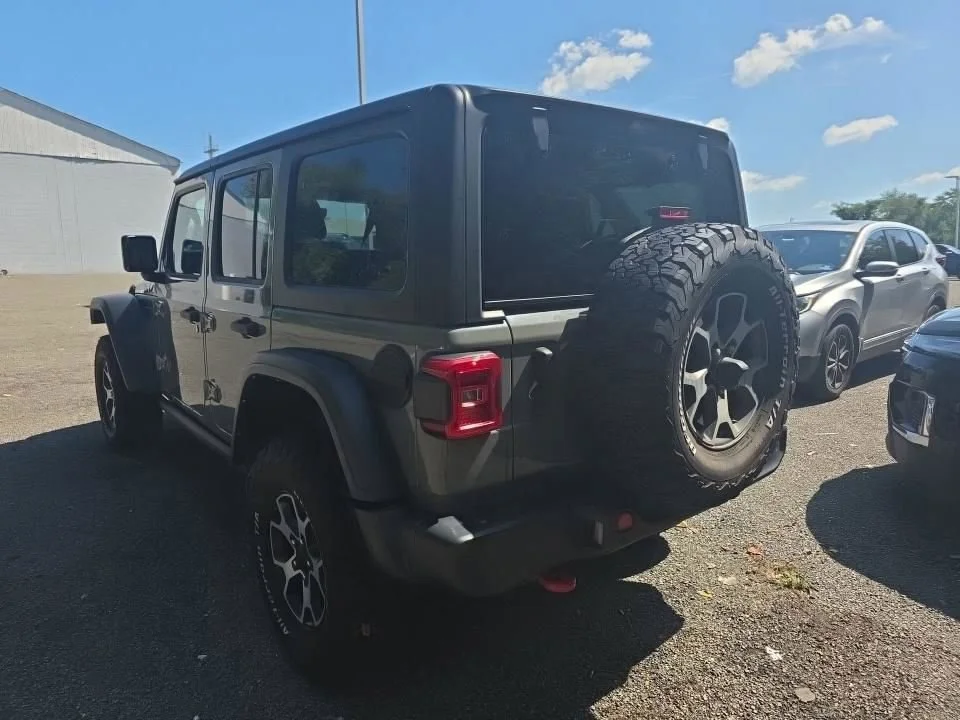 Used 2022 Gray Jeep Unlimited Rubicon image 5