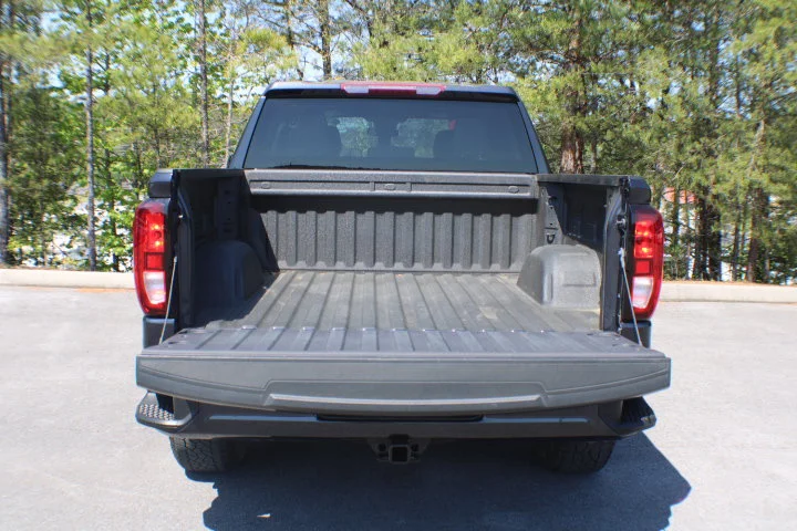Certified Used 2023 Titanium Rush Metallic GMC Elevation image 17