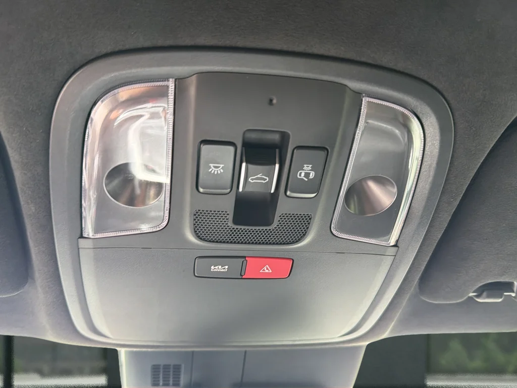 Used 2023 Ceramic White Kia GT2 image 32