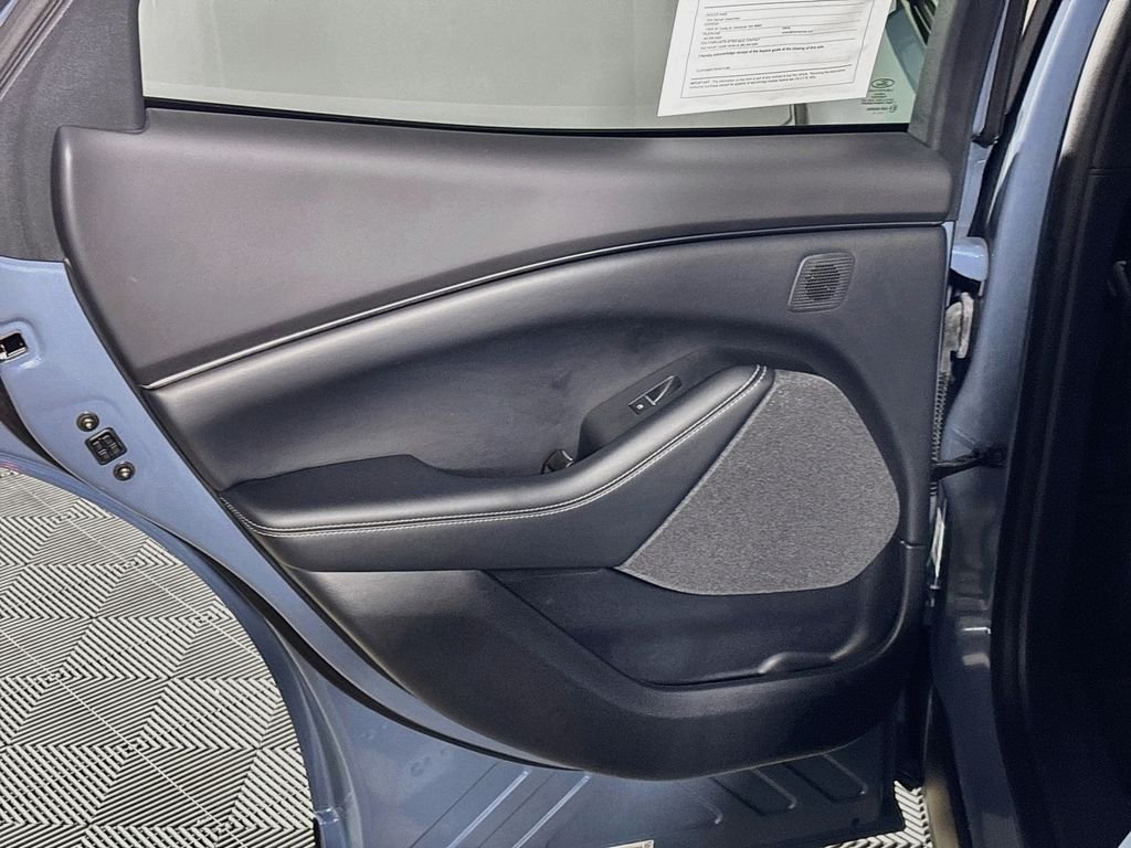 Used 2023 Vapor Blue Ford Premium image 19