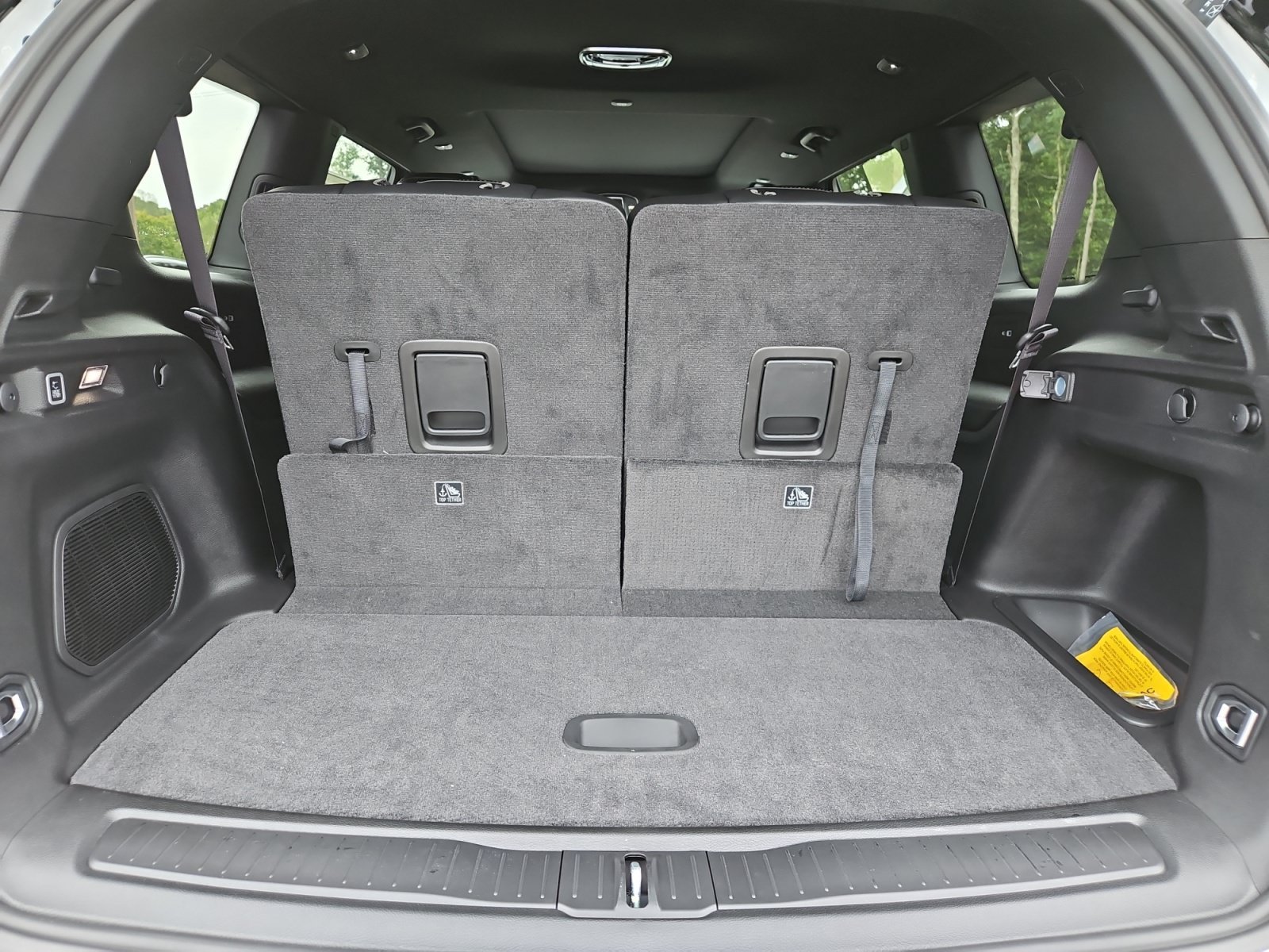 New 2026 Bright White Clear-Coat Exterior Paint Jeep  image 19