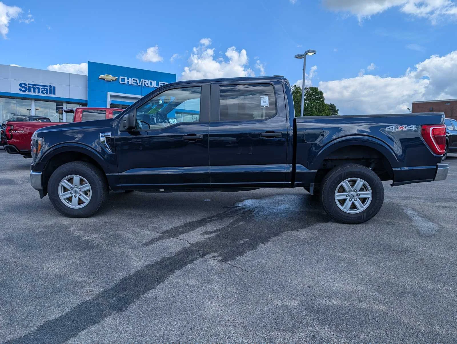 Certified Used 2023 Antimatter Blue Ford XLT image 11