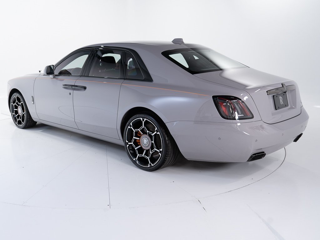 2025 Rolls Royce Ghost Black Badge photo 2