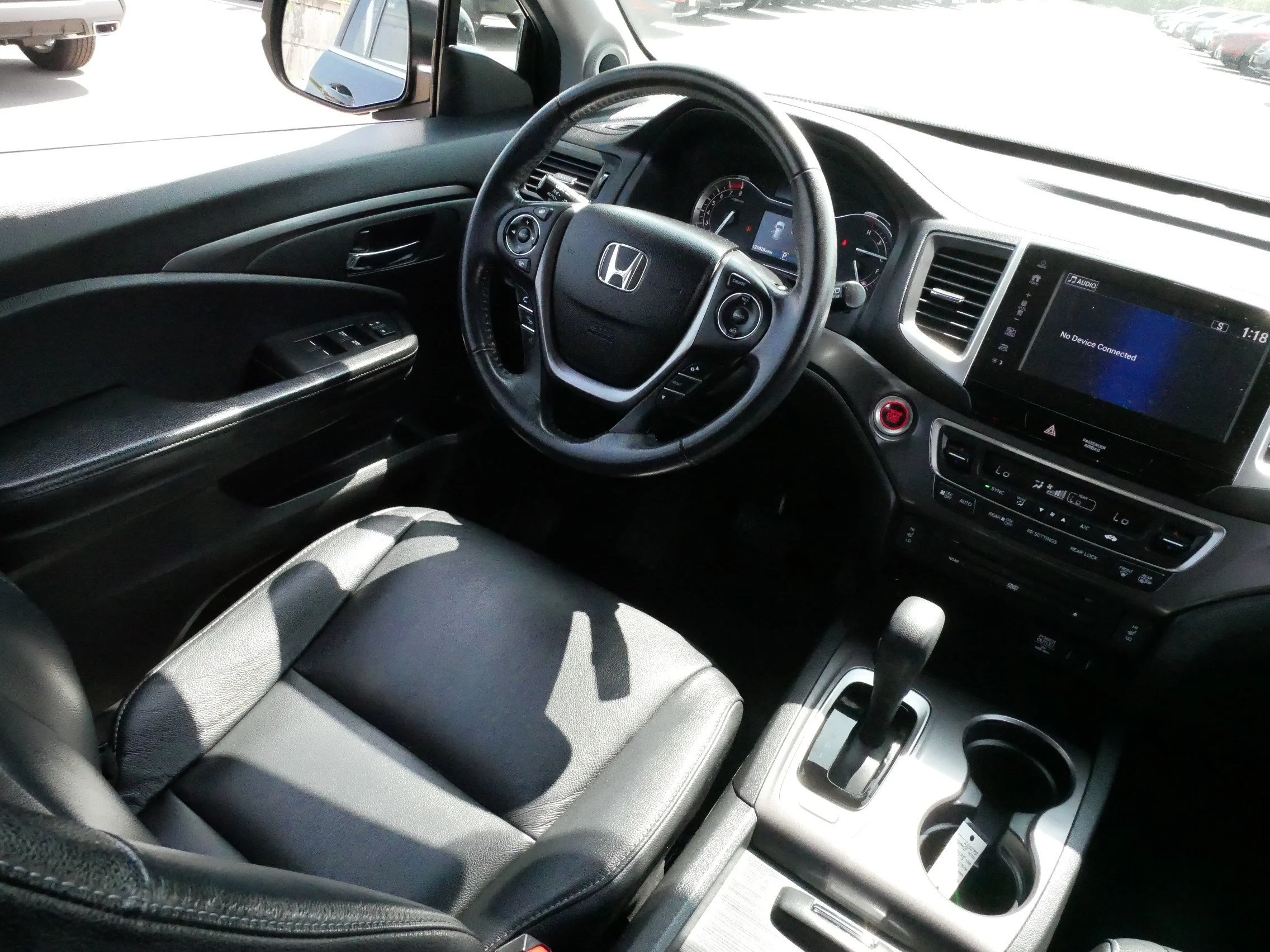 Certified Used 2017 Crystal Black Pearl Honda EX-L image 9