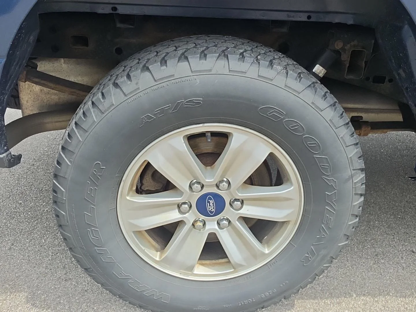Used 2017 Blue Jeans Ford XLT image 13
