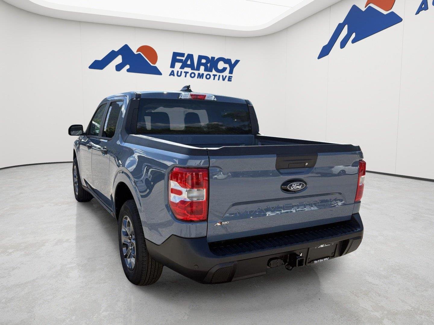 Used 2026 Azure Gray Metallic Tri-Coat Ford XLT image 3