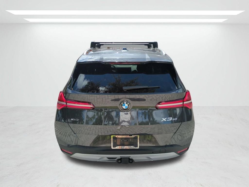 New 2026 Dark Graphite BMW 30 xDrive image 5