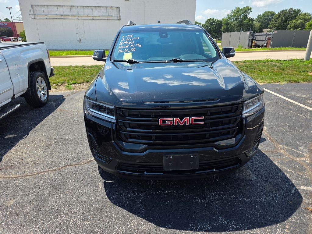 Used 2023 Ebony Twilight Metallic GMC SLE image 1
