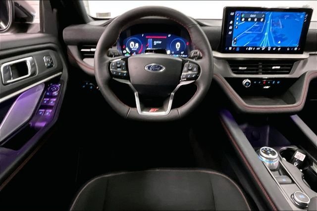 2026 Ford Explorer ST - Photo 6