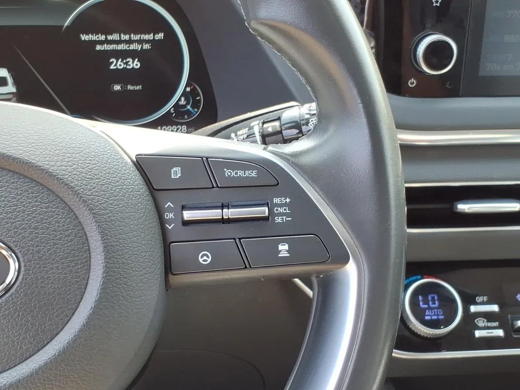 Used 2021 Gray Hyundai SEL image 18