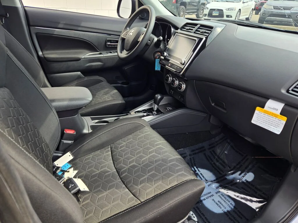 Used 2026 Gray Mitsubishi 2.0 ES image 5