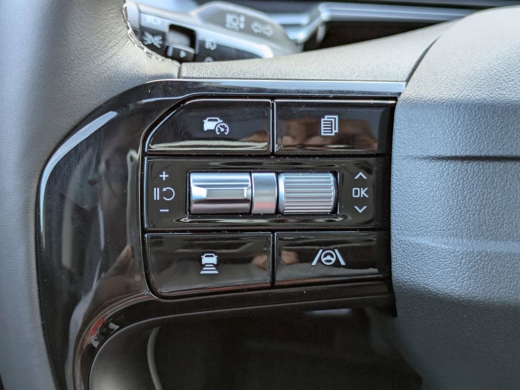 New 2026 Ivory Silver Kia EX image 27