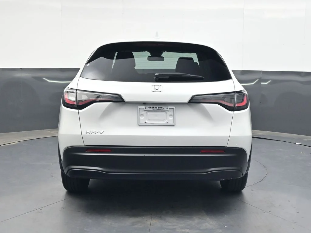New 2026 Platinum White Pearl Honda LX image 5