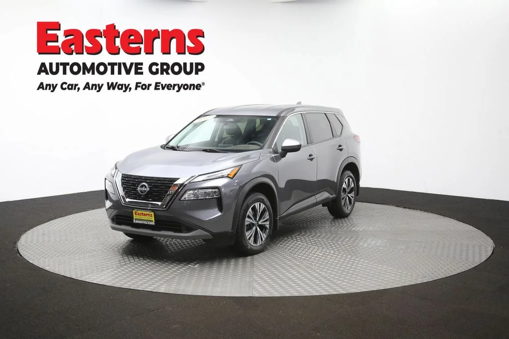 Used 2023 Gray Nissan SV image 57