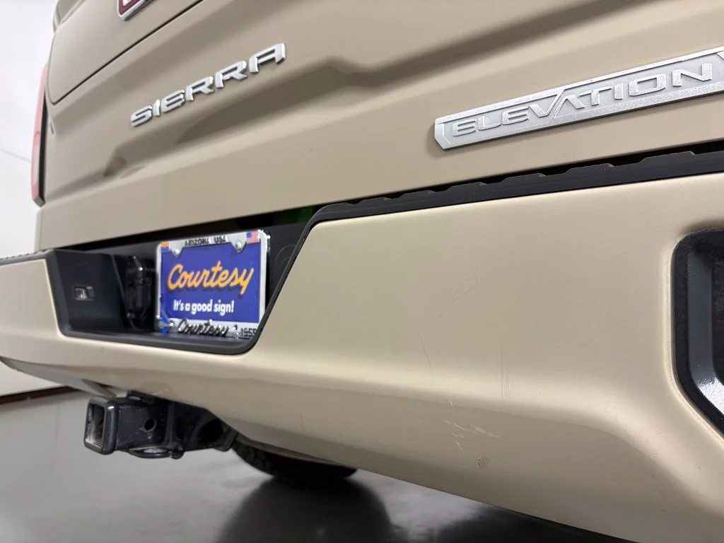 Used 2022 Beige GMC Elevation image 19