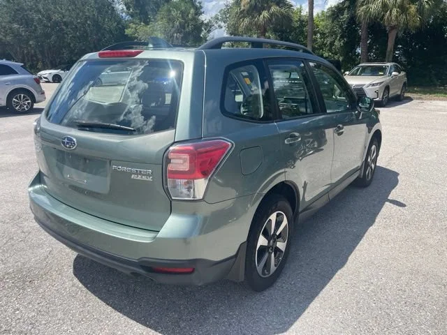 Used 2017 Jasmine Green Metallic Subaru 2.5i image 2