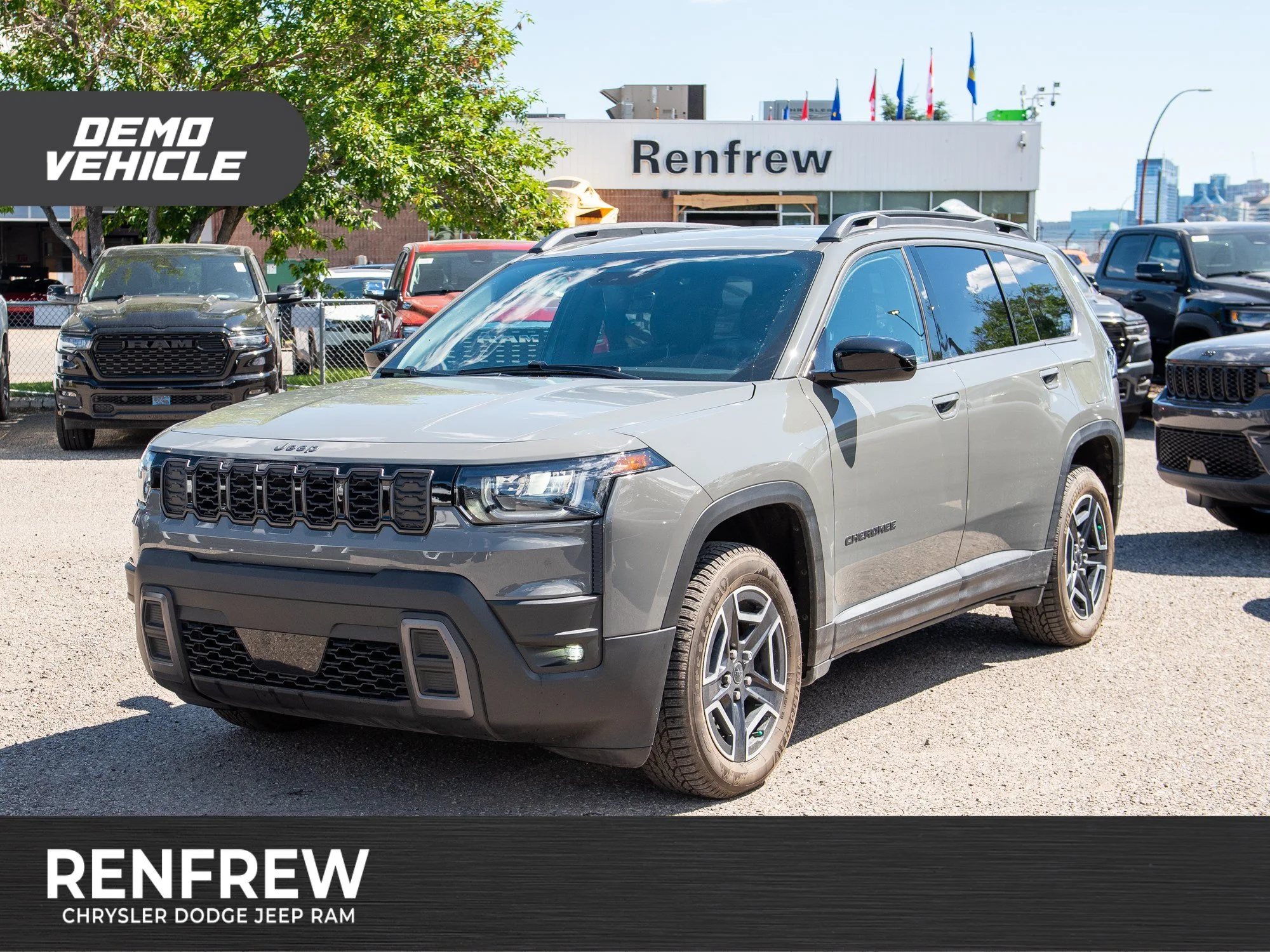 Used 2026 Grey Jeep Laredo* 4x4, Hybrid, Heated Seats, Remote Start, Blind-Spot and Cross-Path image 1